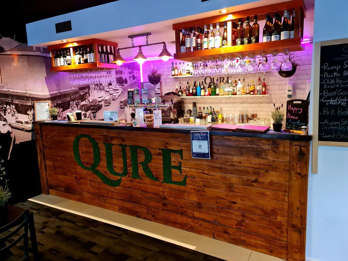 Qure Restaurant And Apartments Canberra Bruce ภายนอก รูปภาพ