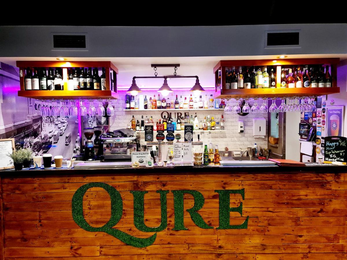 Qure Restaurant And Apartments Canberra Bruce ภายนอก รูปภาพ